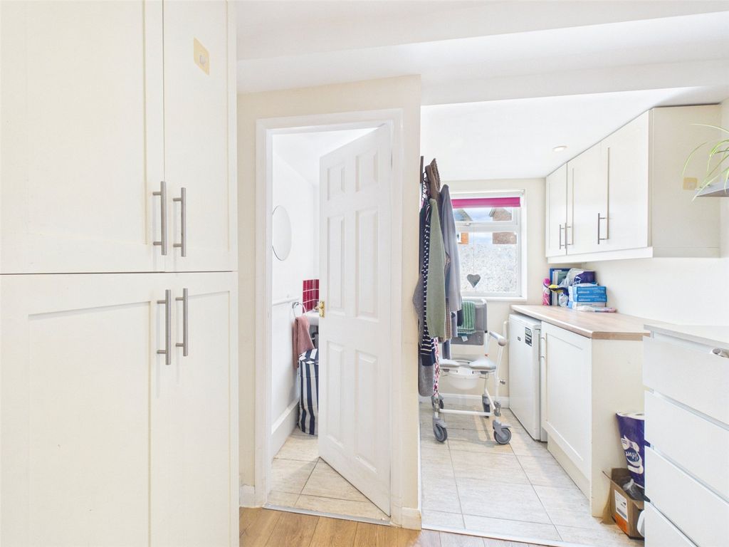 Additional image 12 of 3 bed semi-detached house for saleMiddle Way, Chinnor, Oxfordshire OX39