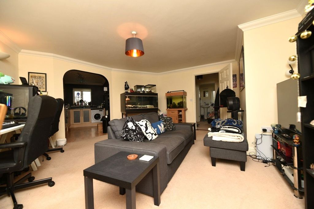 Additional image 3 of 1 bed flat for saleStation Approach, Somersham PE28