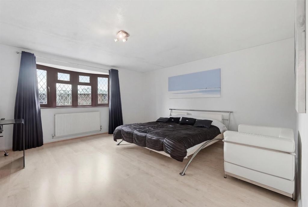 Additional image 23 of 6 bed detached house for saleBromley Lane, Chislehurst BR7
