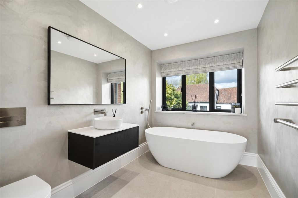 Additional image 19 of 5 bed detached house for saleMill Farm, Mill Lane, Chalfont St. Giles, Buckinghamshire HP8