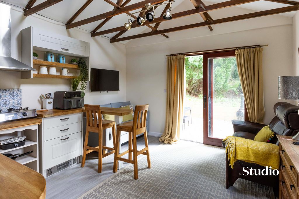 Additional image 38 of 7 bed detached house for saleCrippetts Lane, Leckhampton, Cheltenham, Gloucestershire GL51
