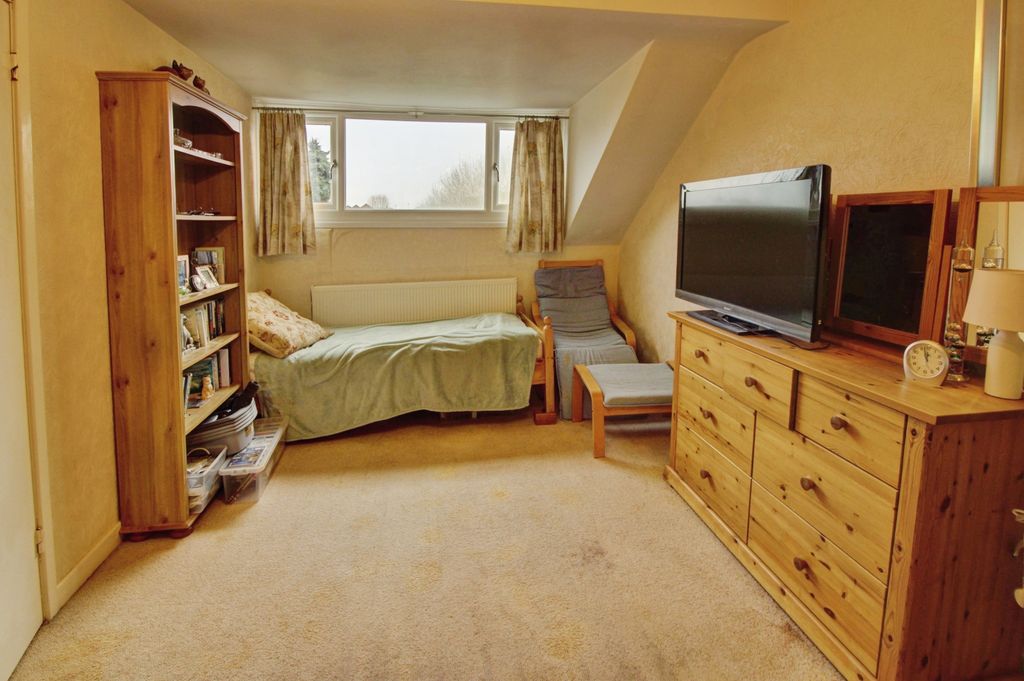 Additional image 12 of 3 bed bungalow for saleKnoll Close, Burntwood WS7