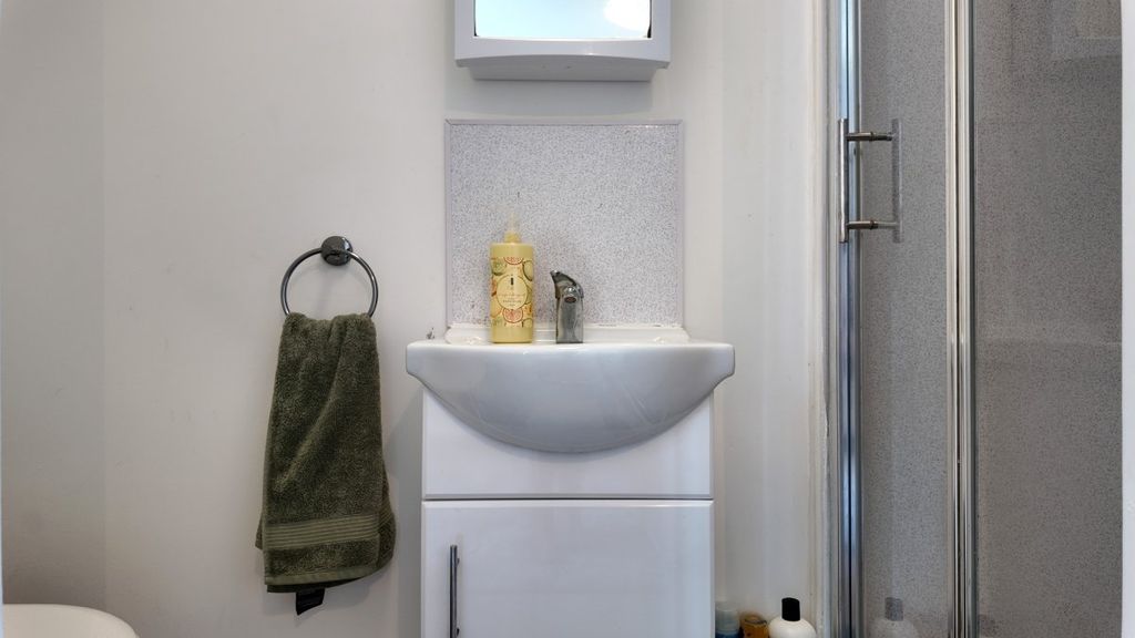 Additional image 7 of 1 bed flat for sale24 High Street, Leominster HR6