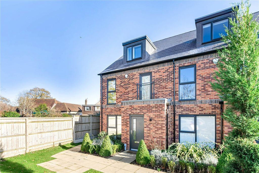 Additional image 17 of 3 bed semi-detached house for saleRiddiford Drive, Burgess Hill, West Sussex RH15