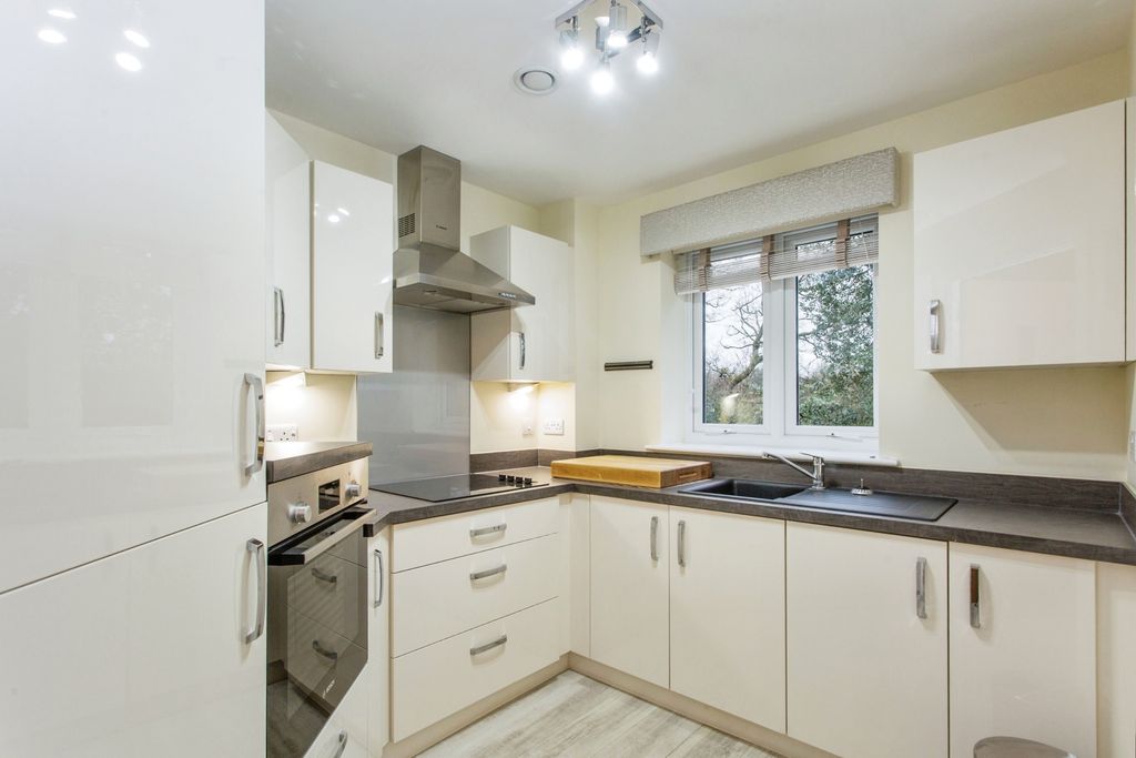 Additional image 6 of 1 bed flat for salePreston Road, Clayton-Le-Woods, Chorley, Lancashire PR6