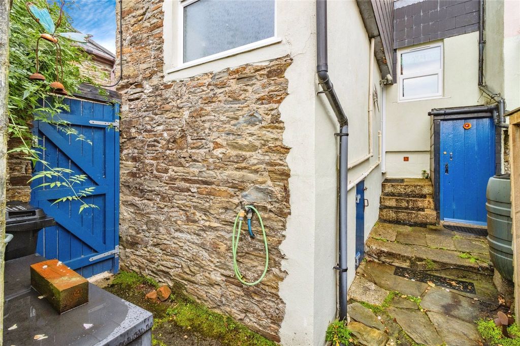 Additional image 18 of 5 bed end terrace house for saleValentine Row, Callington, Cornwall PL17
