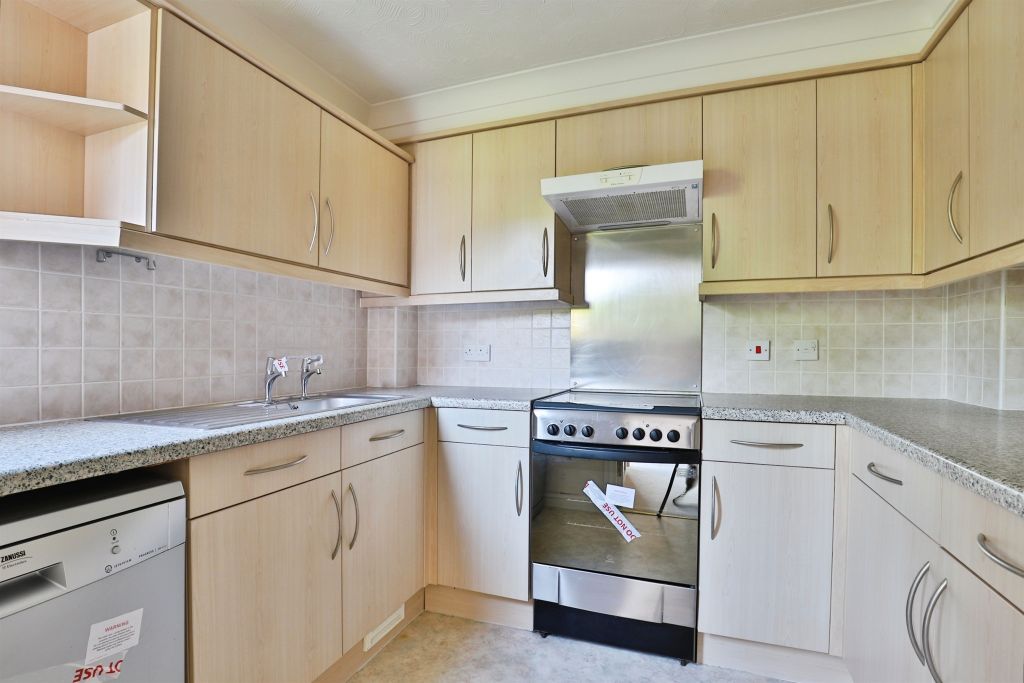 Additional image 3 of 2 bed flat for saleStour Road, Christchurch BH23