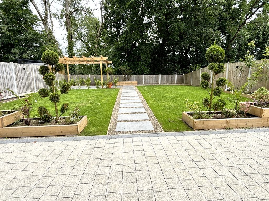 Additional image 21 of 5 bed detached house for saleParc Y Neuadd, Carmarthen SA31