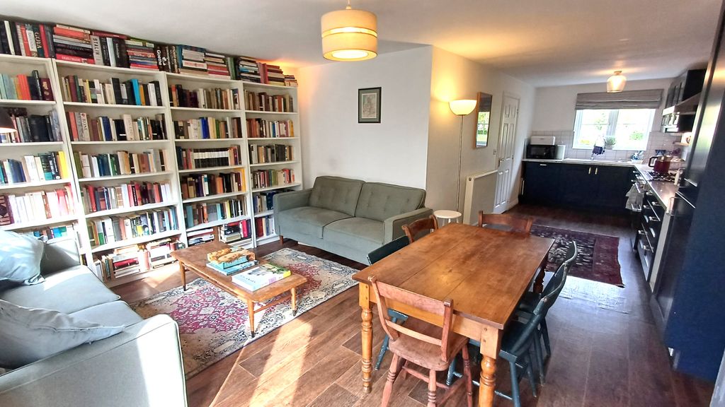 Additional image 9 of 4 bed town house for saleParkers Circus, Chipping Norton OX7