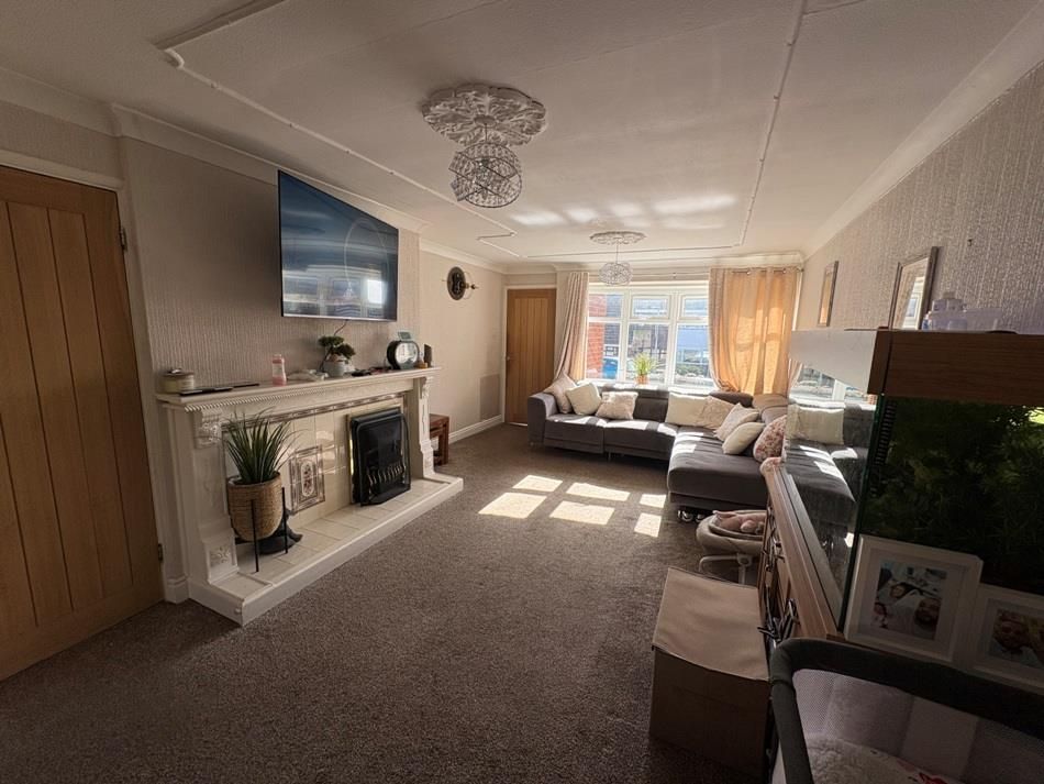 Additional image 7 of 4 bed link detached house for saleLeafenden Avenue, Burntwood WS7