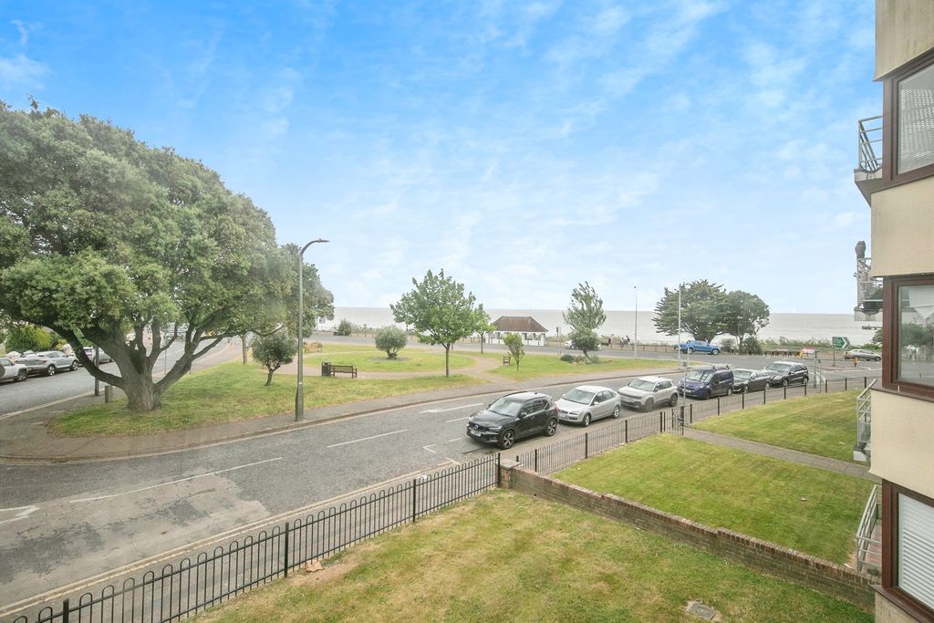 Additional image 3 of 2 bed flat for saleRosemary Road, Clacton-On-Sea CO15