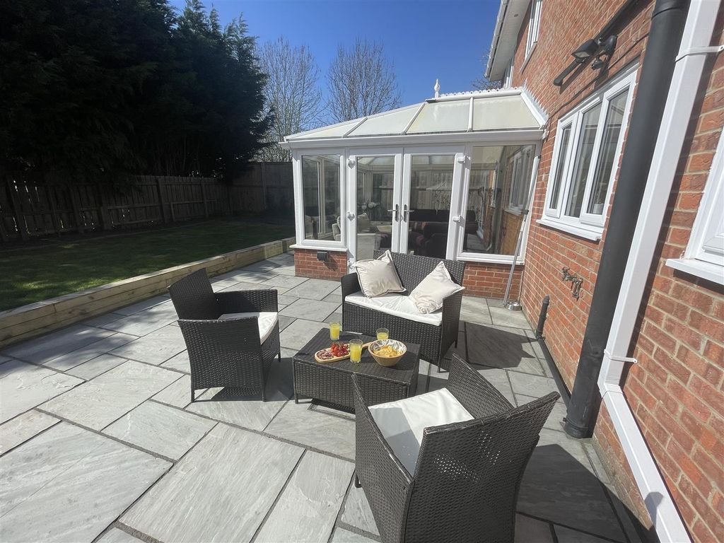 Additional image 33 of 6 bed detached house for saleLindisfarne Close, Chester Le Street DH2