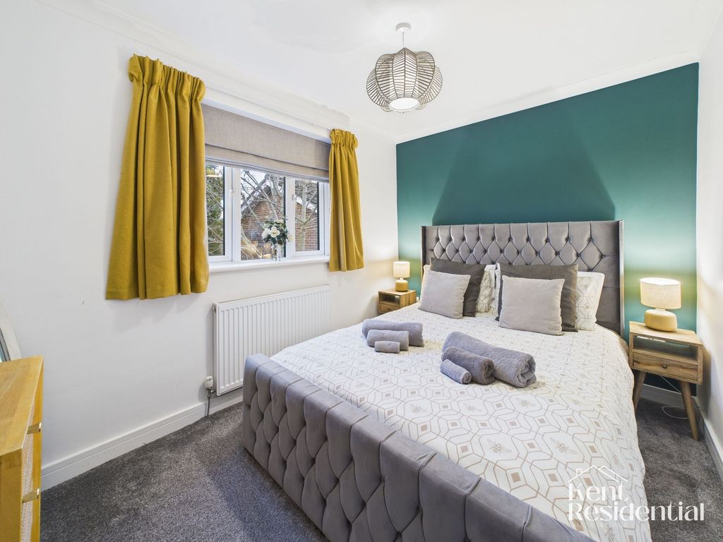 Additional image 11 of 4 bed detached bungalow for saleWatson Avenue, Chatham ME5