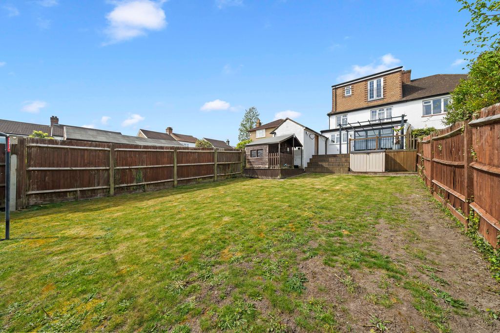 Additional image 26 of 4 bed semi-detached house for saleHarrow Road, Carshalton Beeches SM5