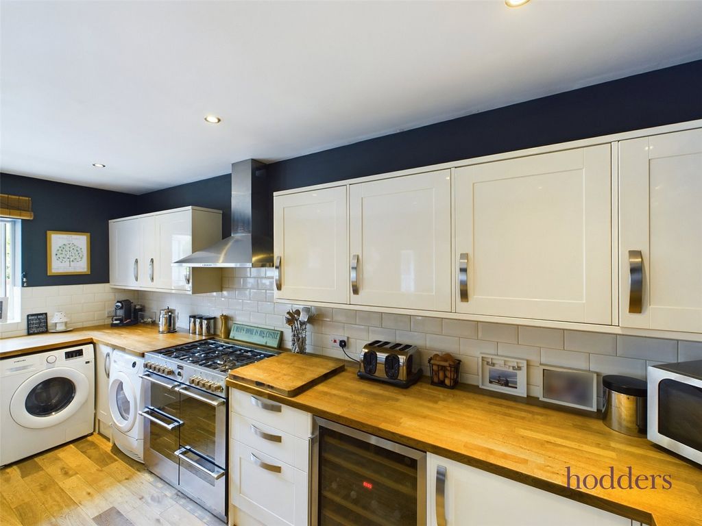 Additional image 26 of 6 bed detached house for saleFerndale Avenue, Chertsey, Surrey KT16