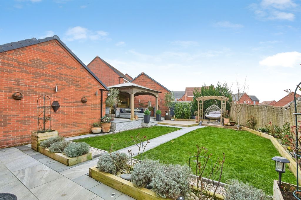 Additional image 20 of 4 bed detached house for saleRook Drive, Burton-On-Trent DE13