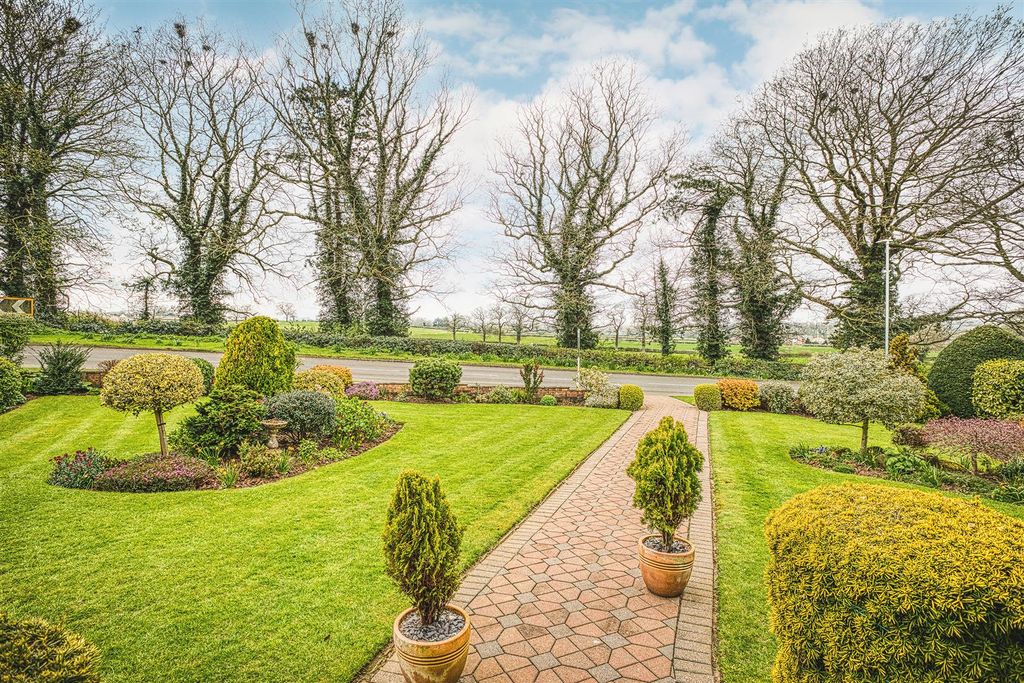 Additional image 19 of 4 bed detached house for saleKnowles Hill, Rolleston-On-Dove, Burton-On-Trent DE13