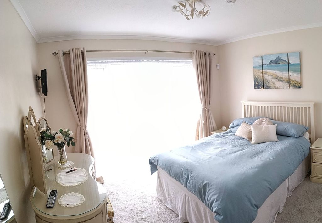 Additional image 12 of 2 bed flat for sale2 Bedroom + Garage, Chelmsford CM2