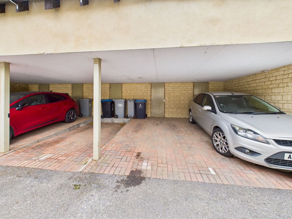 Additional image 8 of 1 bed flat for saleChurchill Place, Chipping Norton OX7
