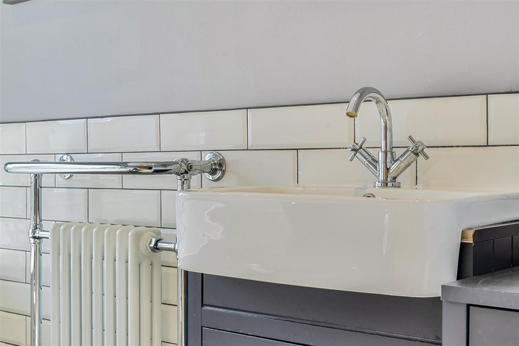 Additional image 26 of 5 bed detached house for saleClarewood Drive, Camberley, Surrey GU15