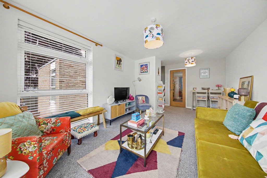 Additional image 8 of 2 bed flat for saleGlenthorne Close, Brampton, Chesterfield S40