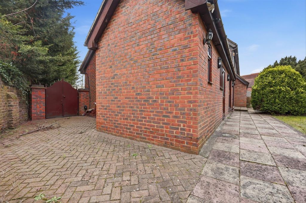 Additional image 49 of 6 bed detached house for saleBromley Lane, Chislehurst BR7
