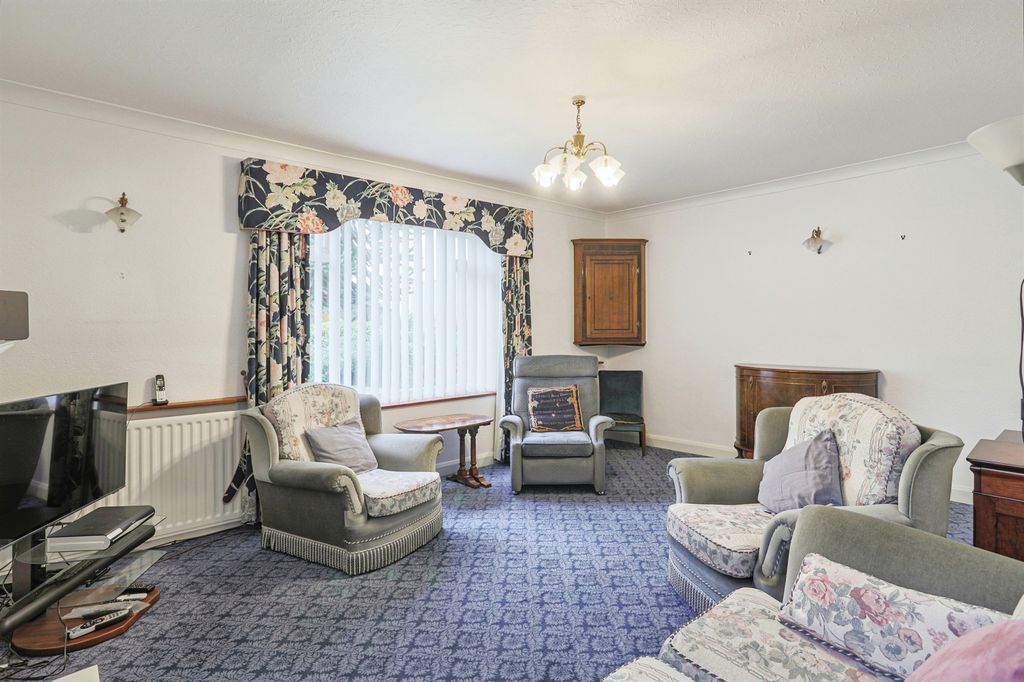 Additional image 4 of 3 bed detached house for saleFerrybridge Road, Castleford WF10