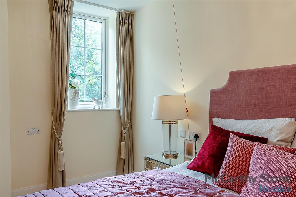 Additional image 17 of 1 bed flat for saleWatson Place, Trinity Road, Chipping Norton, Oxfordshire OX7