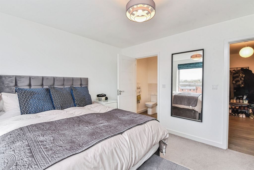 Additional image 8 of 2 bed flat for saleFoundry Lane, Chippenham SN15