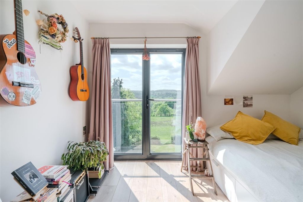 Additional image 49 of 6 bed detached house for saleLansdale House, Riggotts Lane, Walton, Chesterfield S42