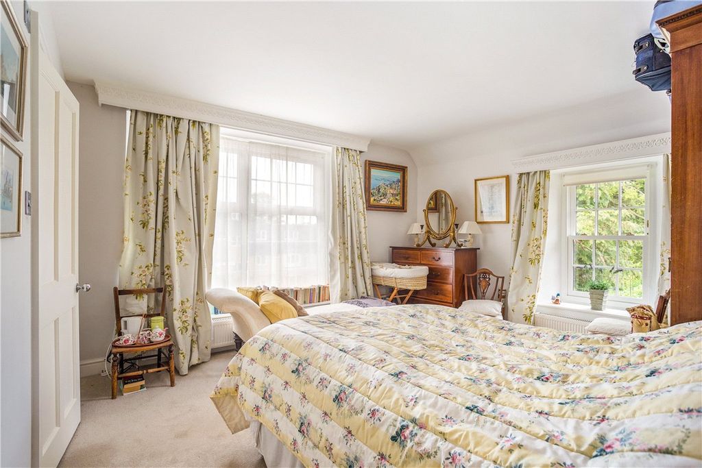 Additional image 13 of 4 bed semi-detached house for saleCastle Street, Calne, Wiltshire SN11