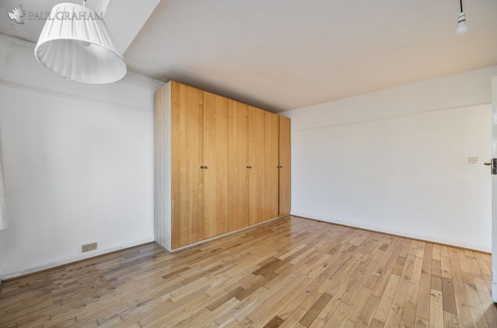 Additional image 17 of 3 bed semi-detached house for saleDenmark Road, Carshalton SM5