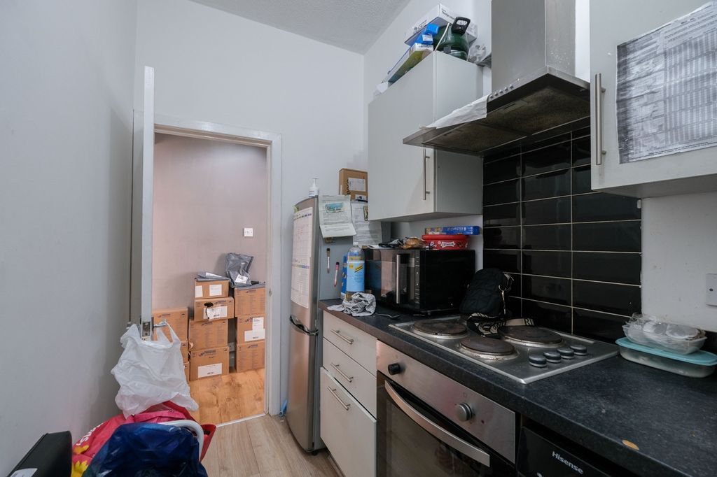 Additional image 7 of 1 bed flat for saleHamilton Street, Larkhall ML9