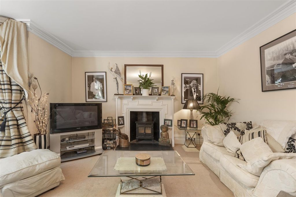 Additional image 15 of 5 bed detached house for salePerry Street, Chislehurst BR7