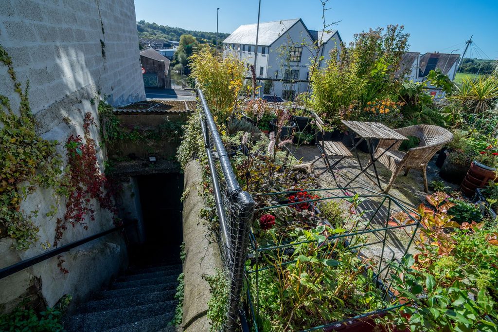 Additional image 33 of 7 bed property for saleEagle Star House, 9 Quay Street, Carmarthen SA31