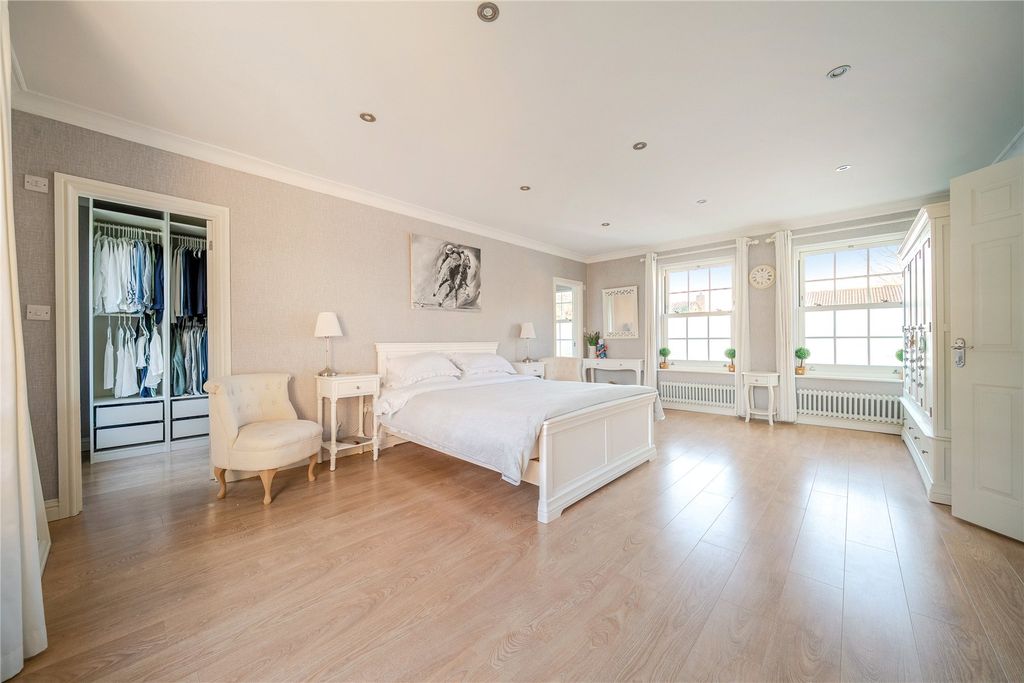 Additional image 10 of 5 bed detached house for saleCamberley, Surrey GU15