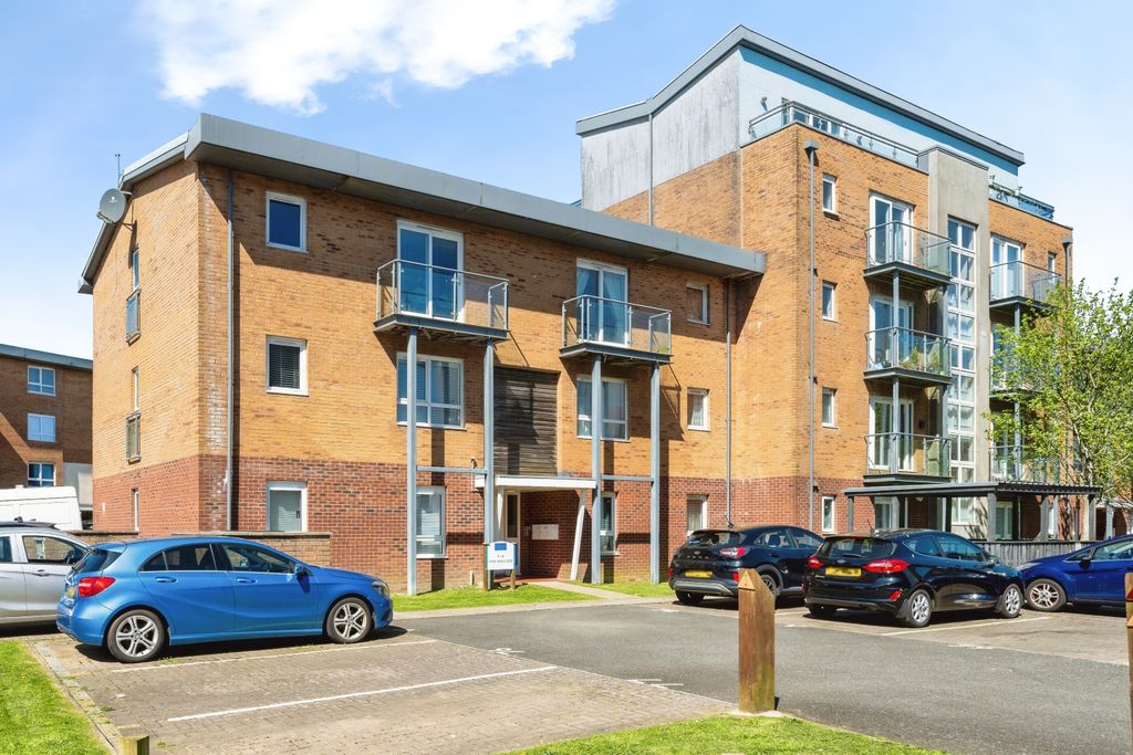Additional image 12 of 2 bed flat for salePentre Doc Y Gogledd, Llanelli SA15