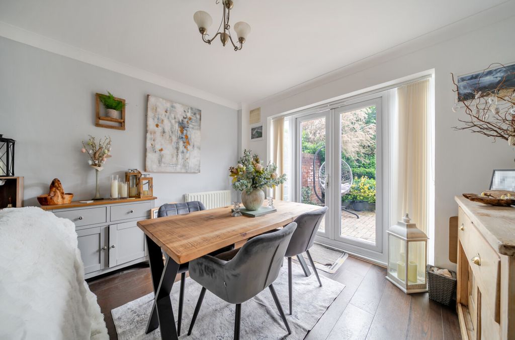 Additional image 3 of 4 bed semi-detached house for saleEdgebury, Chislehurst, Kent BR7