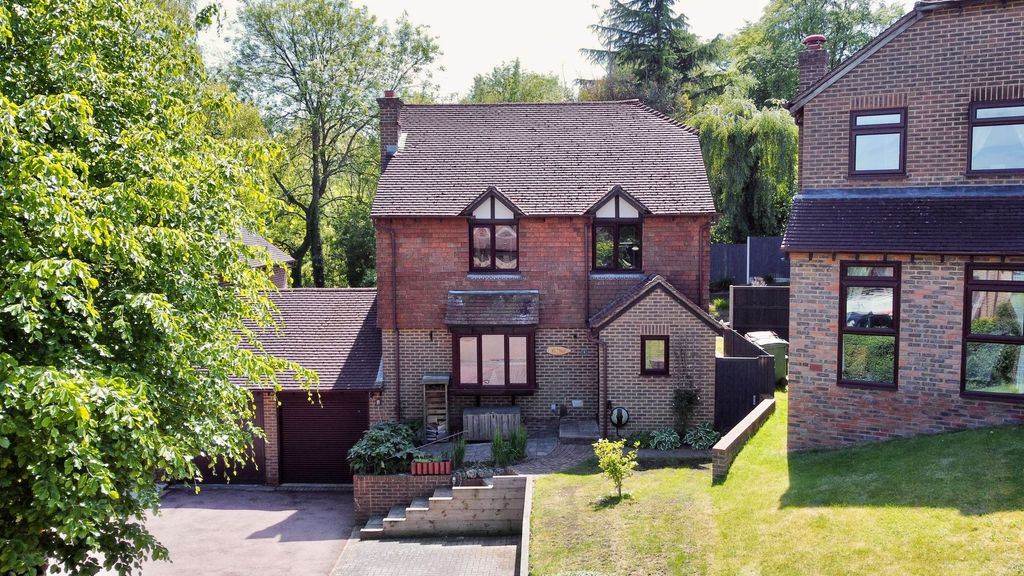Additional image 31 of 4 bed property for saleFagus Close, Chatham ME5