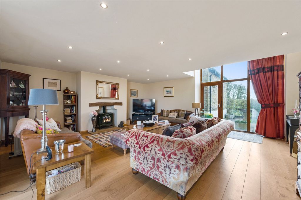 Additional image 8 of 4 bed semi-detached house for saleNorcross Brow, Withnell PR6