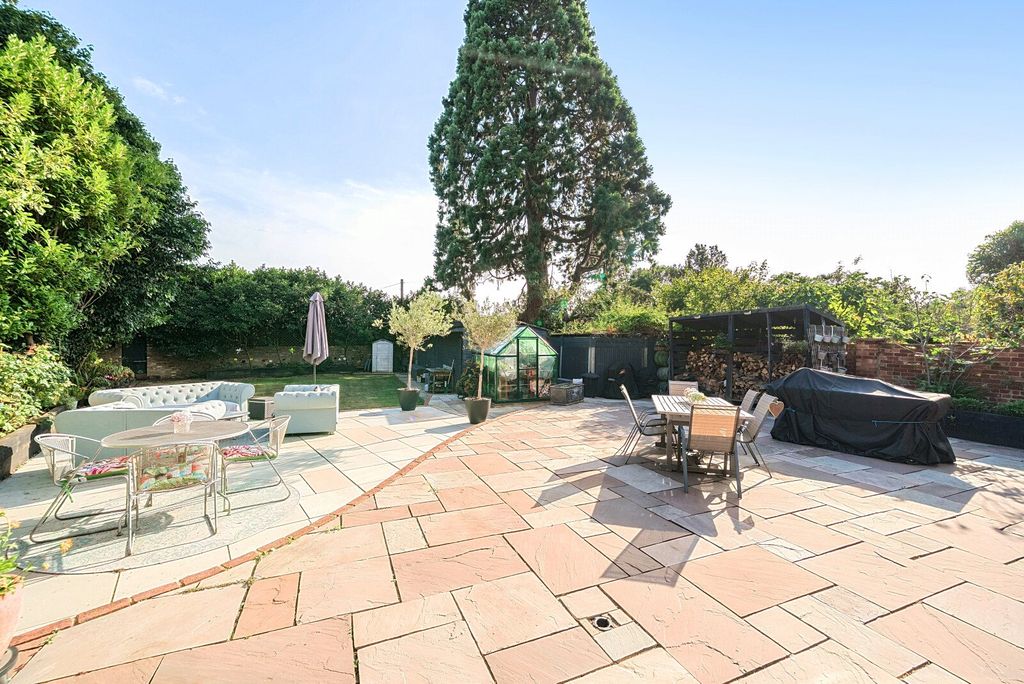 Additional image 17 of 4 bed end terrace house for saleSt. Anns Hill Road, Chertsey KT16