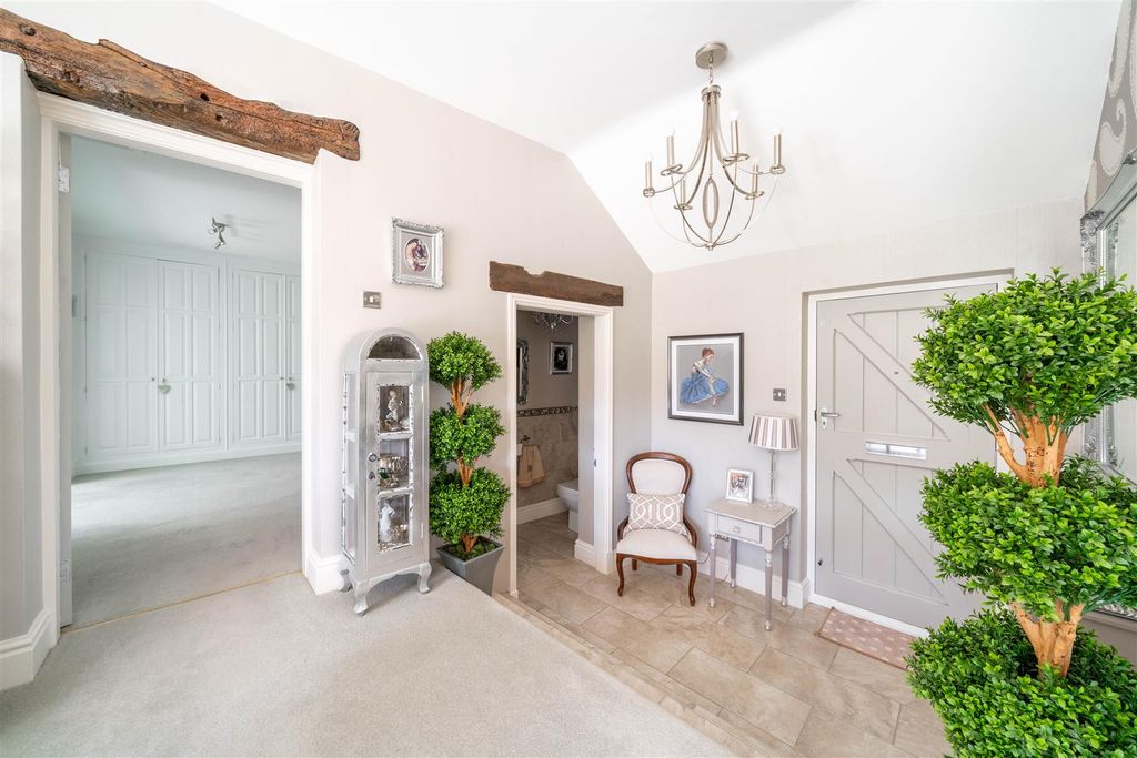 Additional image 7 of 4 bed property for saleHawthorne Barns, Walton Back Lane, Somersall, Chesterfield S42