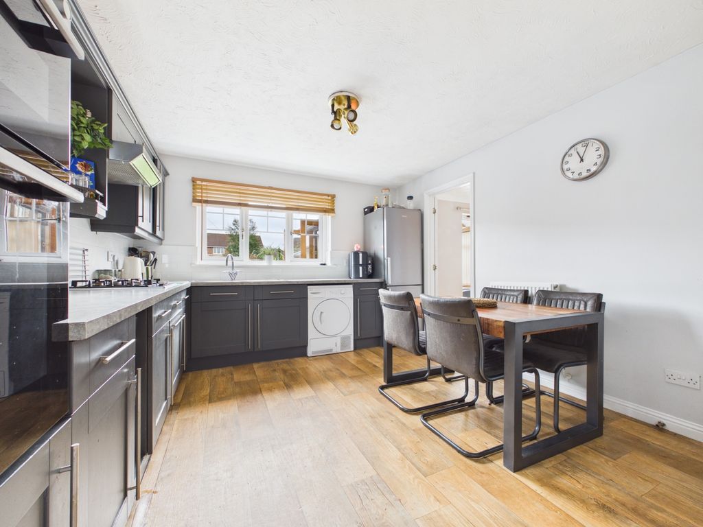 Additional image 3 of 4 bed detached house for salePasture Way, Castleford, West Yorkshire WF10
