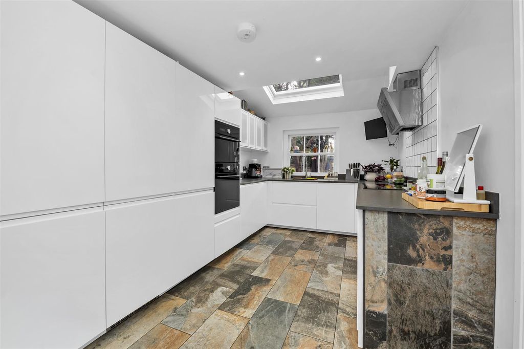 Additional image 3 of 4 bed town house for saleSt. Andrews Street North, Bury St Edmunds IP33