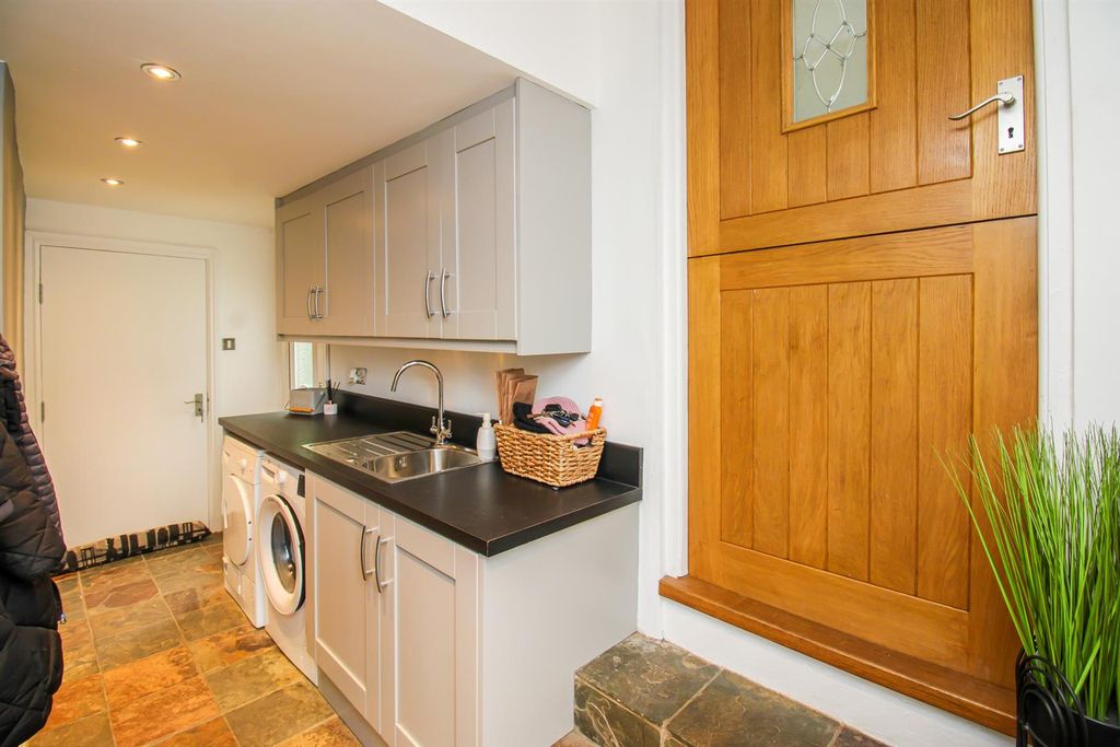 Additional image 12 of 4 bed detached house for saleWood Lane, Castleford WF10