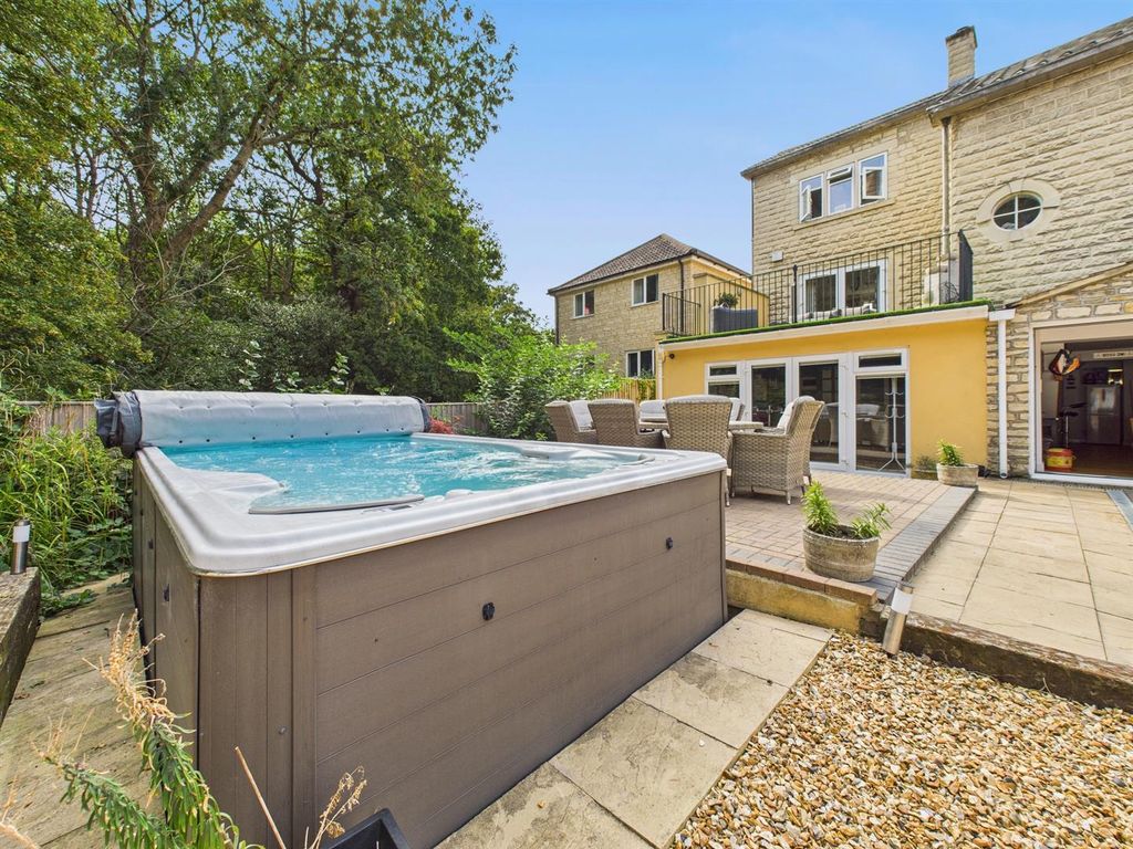 Additional image 11 of 4 bed detached house for salePlantation Road, Chippenham SN14