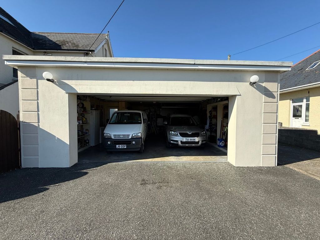 Additional image 39 of 7 bed detached house for salePark Avenue, Cardigan SA43