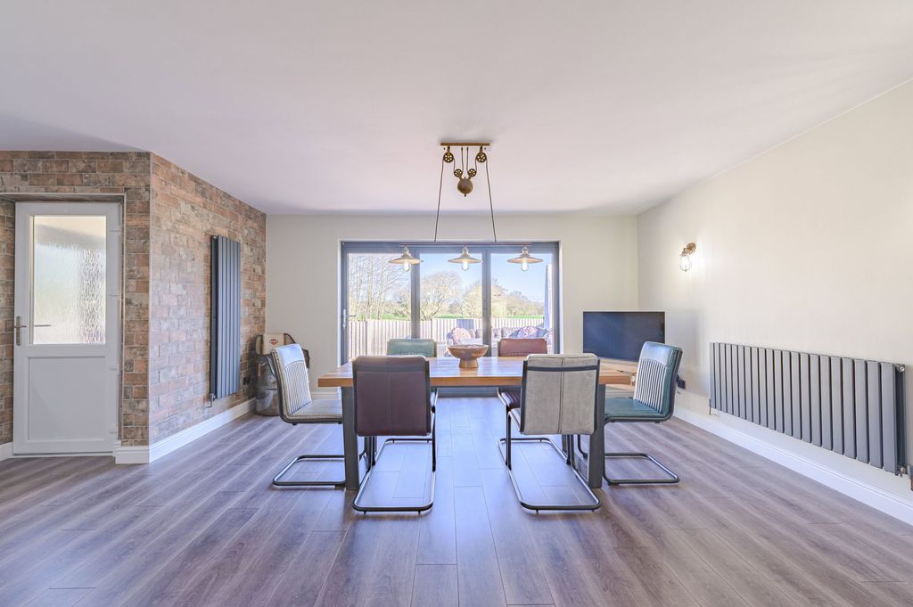 Additional image 6 of 3 bed bungalow for saleChurch Road, Burntwood WS7