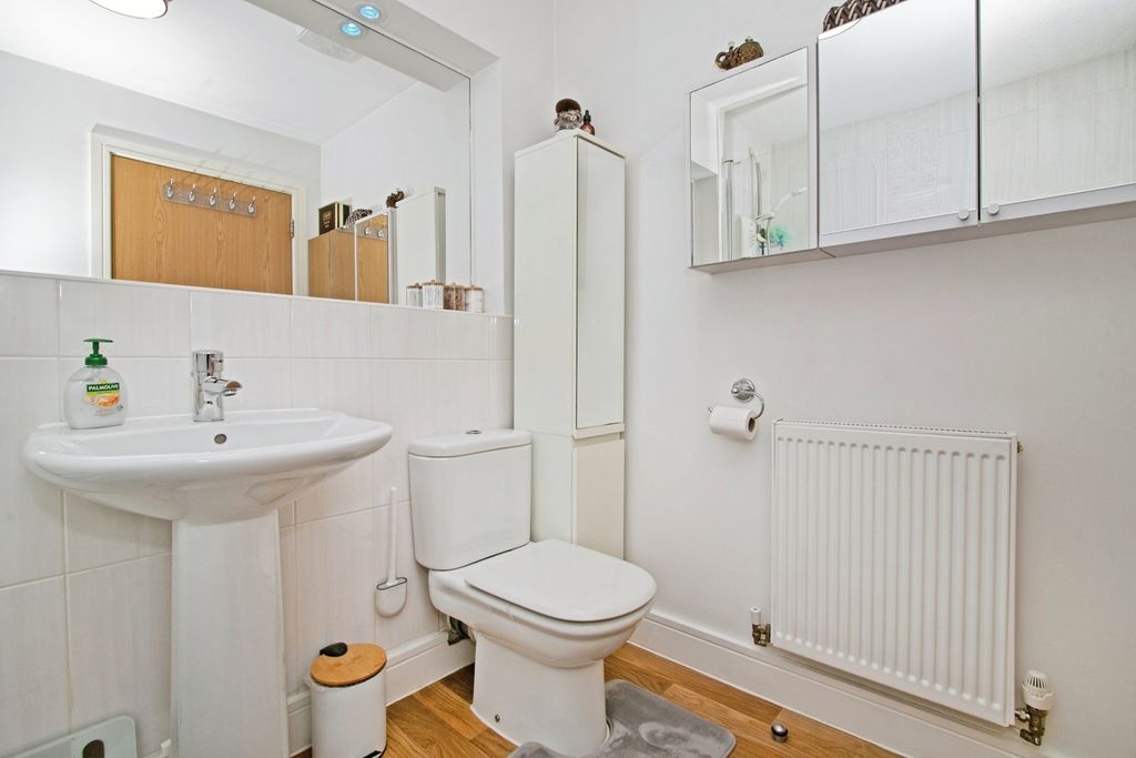 Additional image 15 of 2 bed flat for saleKerrier Way, Camborne, Cornwall TR14