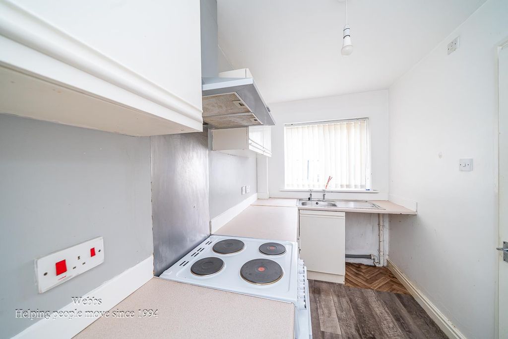Additional image 8 of 2 bed flat for saleWest Street, Cannock WS11
